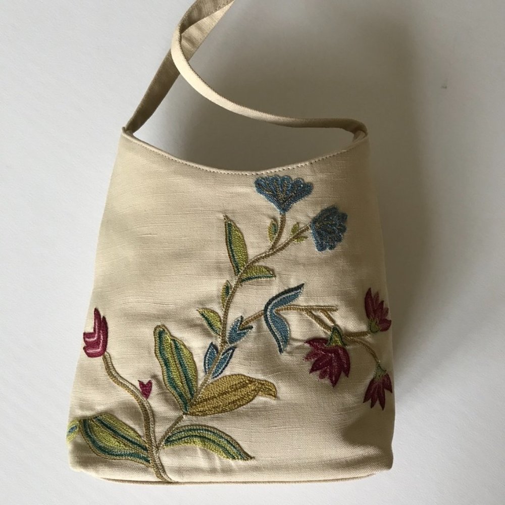 Special Occassion Beautiful Embroidered Handbag NWOT - Picture 6 of 11